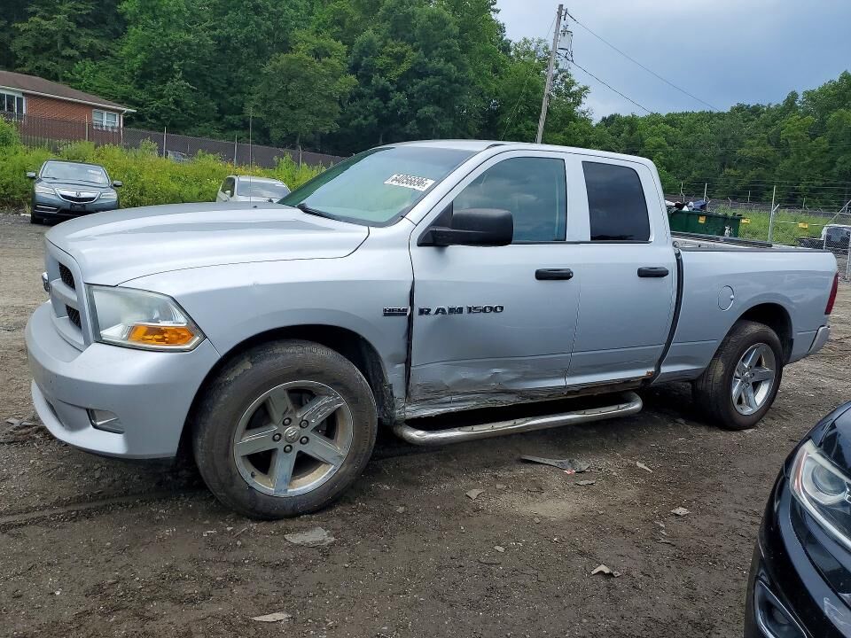 2012 DODGE Ram