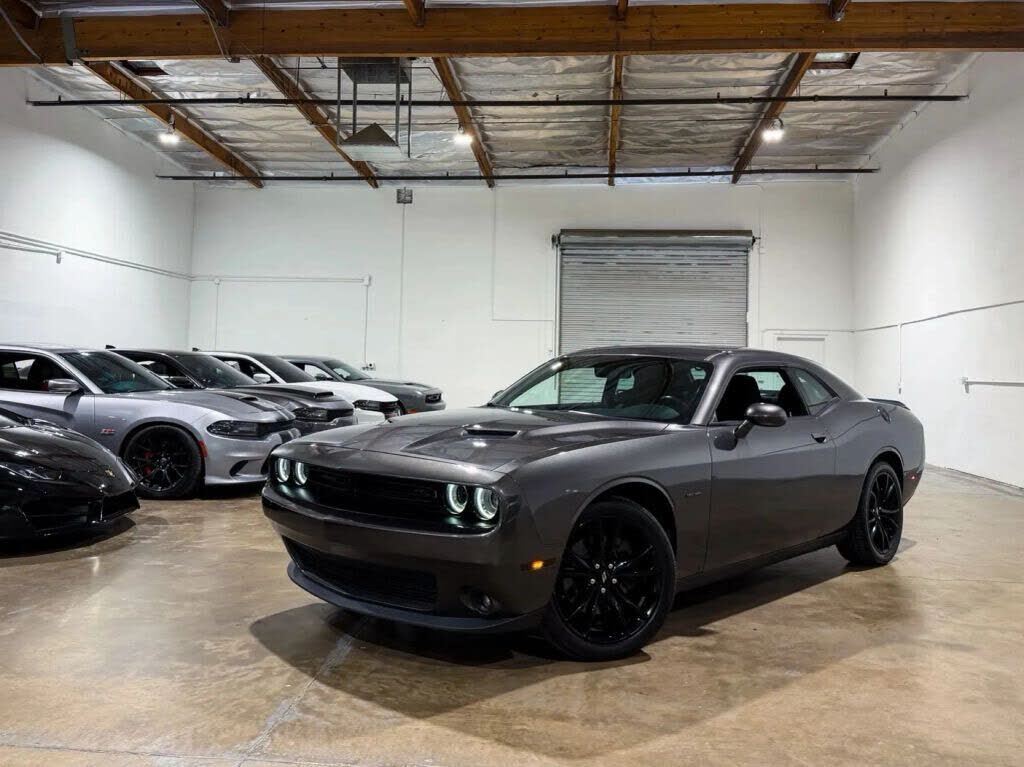 2018 DODGE Challenger