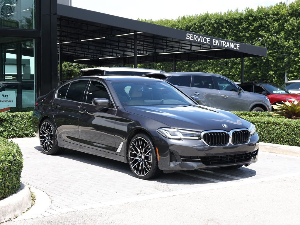 2021 BMW 530i