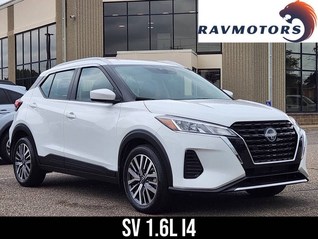 2024 NISSAN Kicks