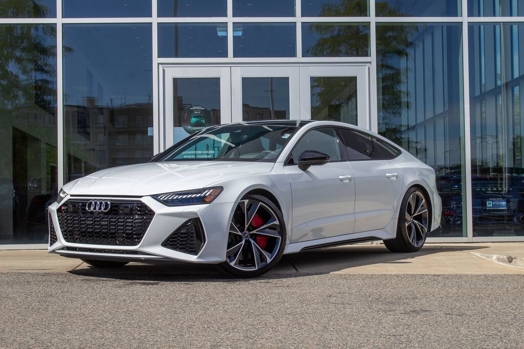 2021 AUDI RS7