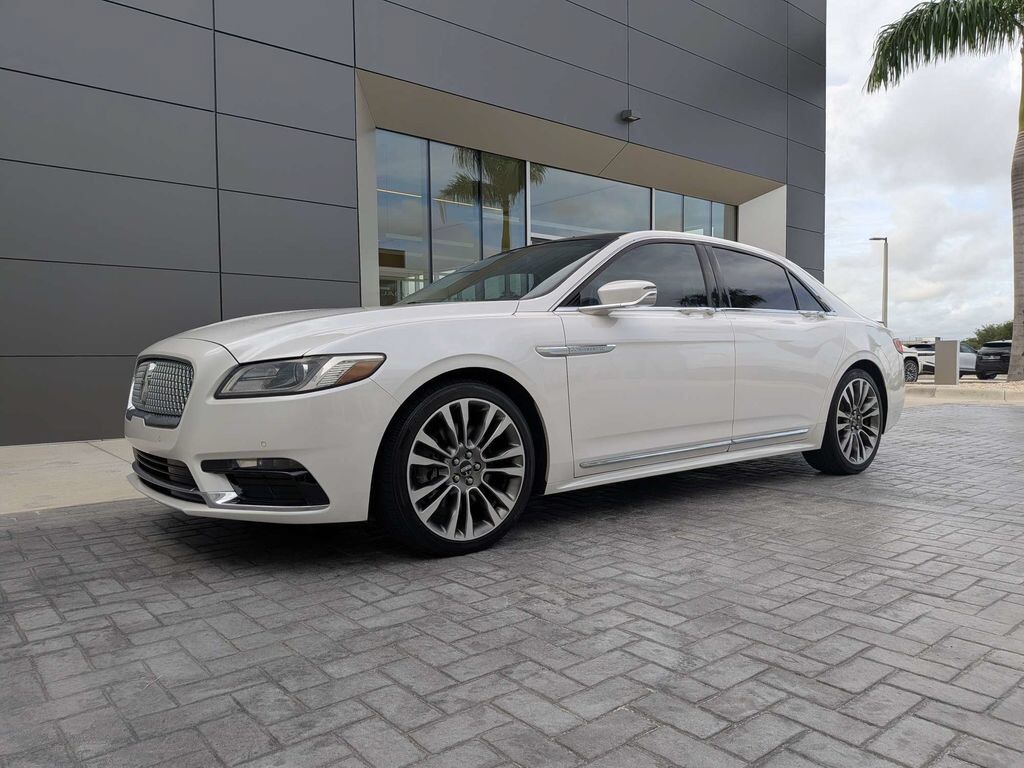 2017 LINCOLN Continental