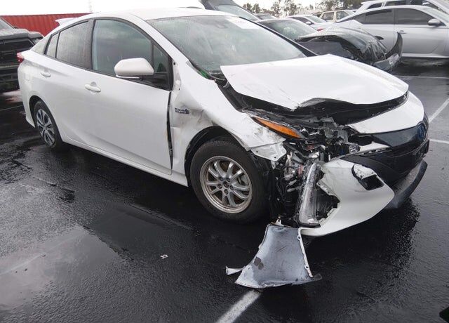 2022 TOYOTA Prius