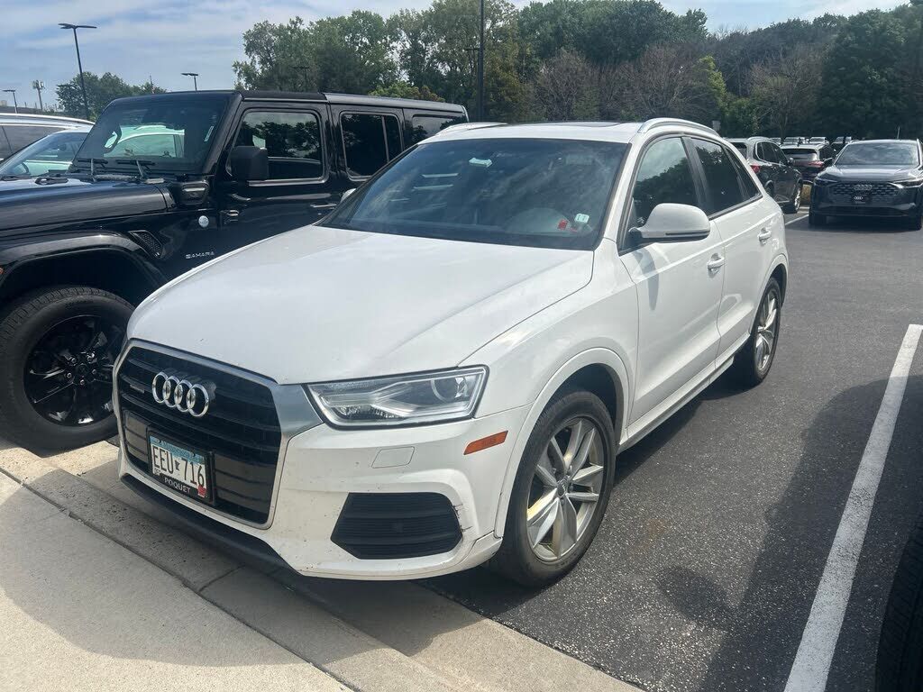 2017 AUDI Q3