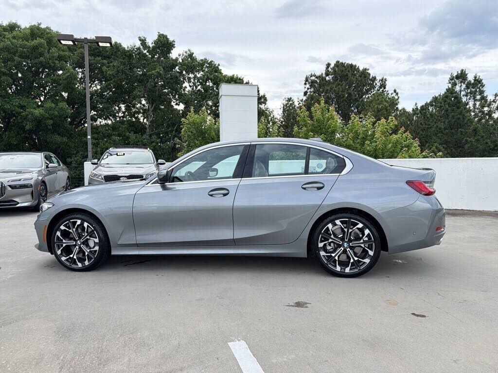 2026 BMW 330i