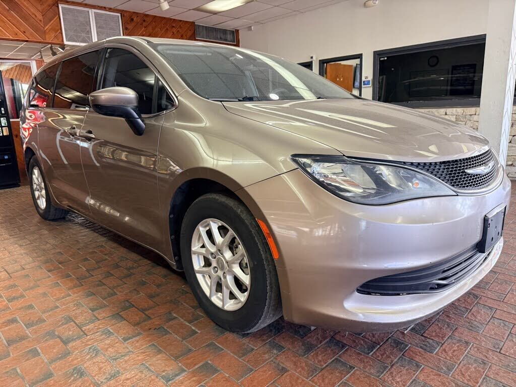 2017 CHRYSLER Pacifica