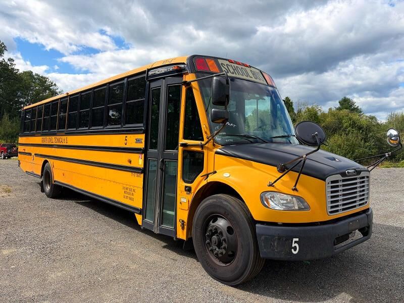 2015 FREIGHTLINER B2 Bus Chassis