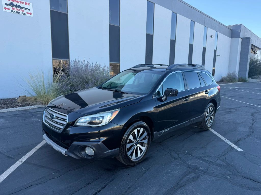 2015 SUBARU Outback