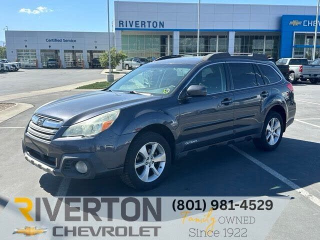 2013 SUBARU Outback