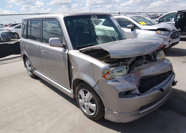 2006 TOYOTA SCION
