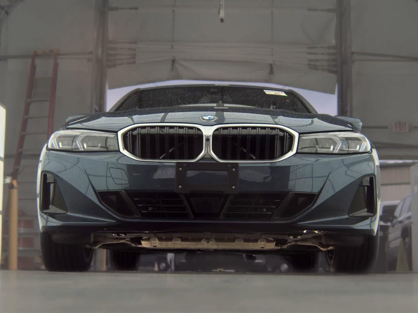 2025 BMW 330i