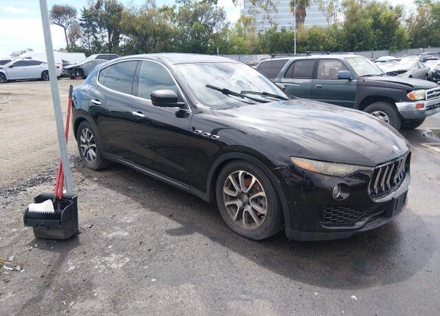 2017 MASERATI Levante