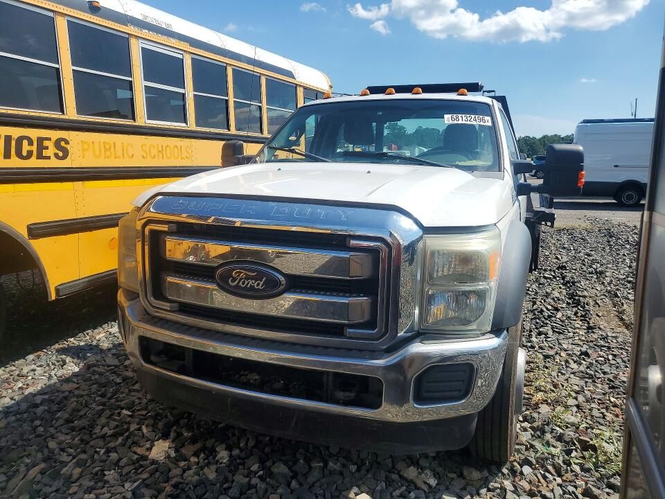 2013 FORD F-550