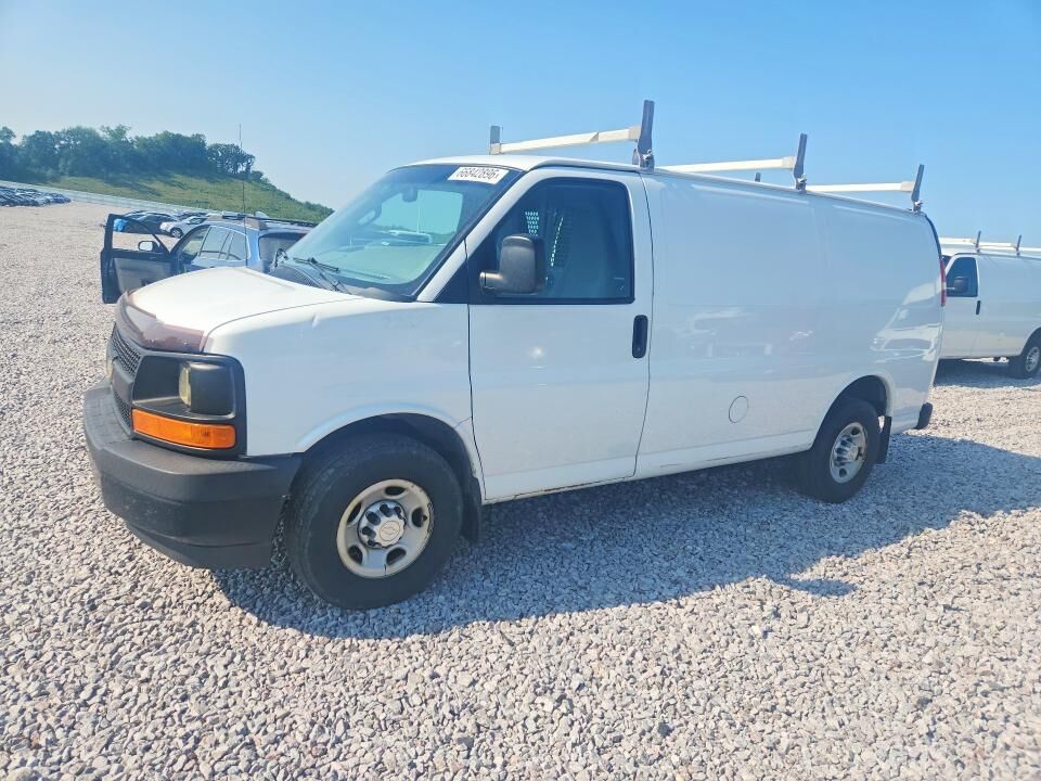 2017 CHEVROLET Express