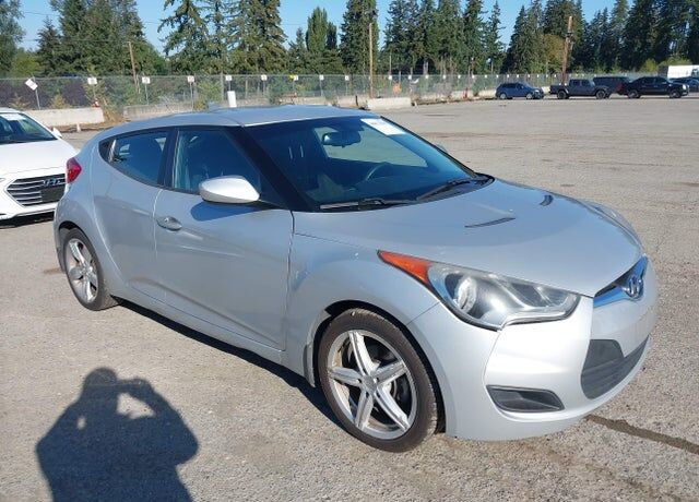 2013 HYUNDAI Veloster