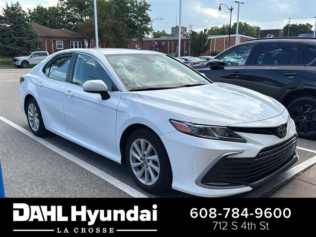 2022 TOYOTA Camry