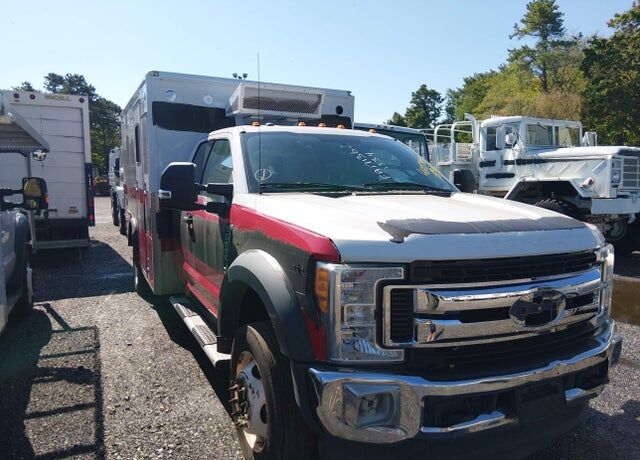 2017 FORD F-550