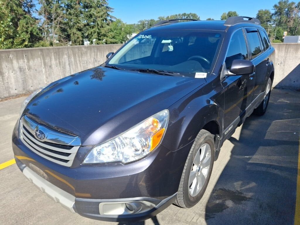 2012 SUBARU Outback