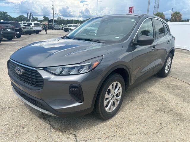 2024 FORD Escape