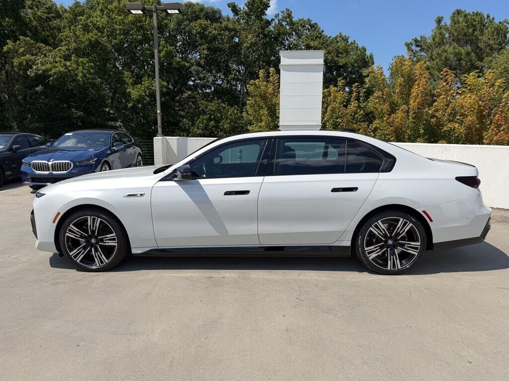 2024 BMW i7