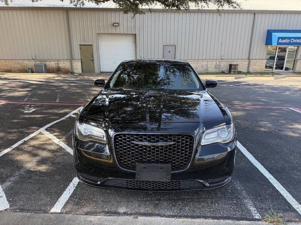 2023 CHRYSLER 300
