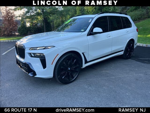 2025 BMW X7