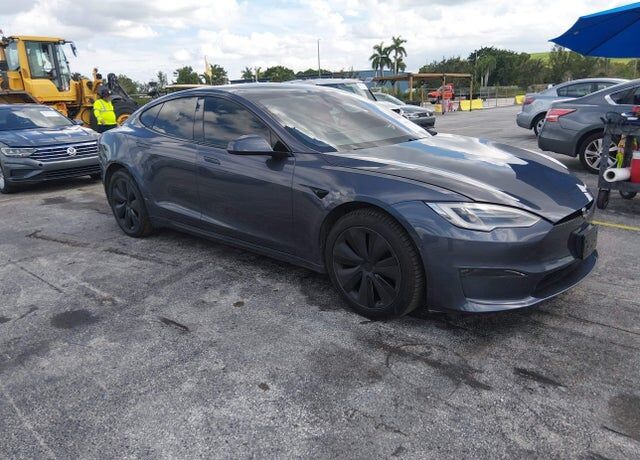 2021 TESLA Model S