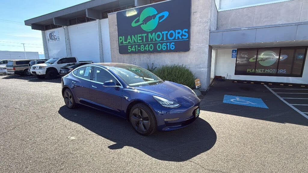 2019 TESLA Model 3
