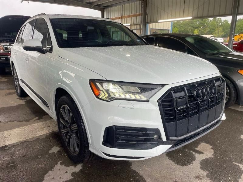 2023 AUDI Q7