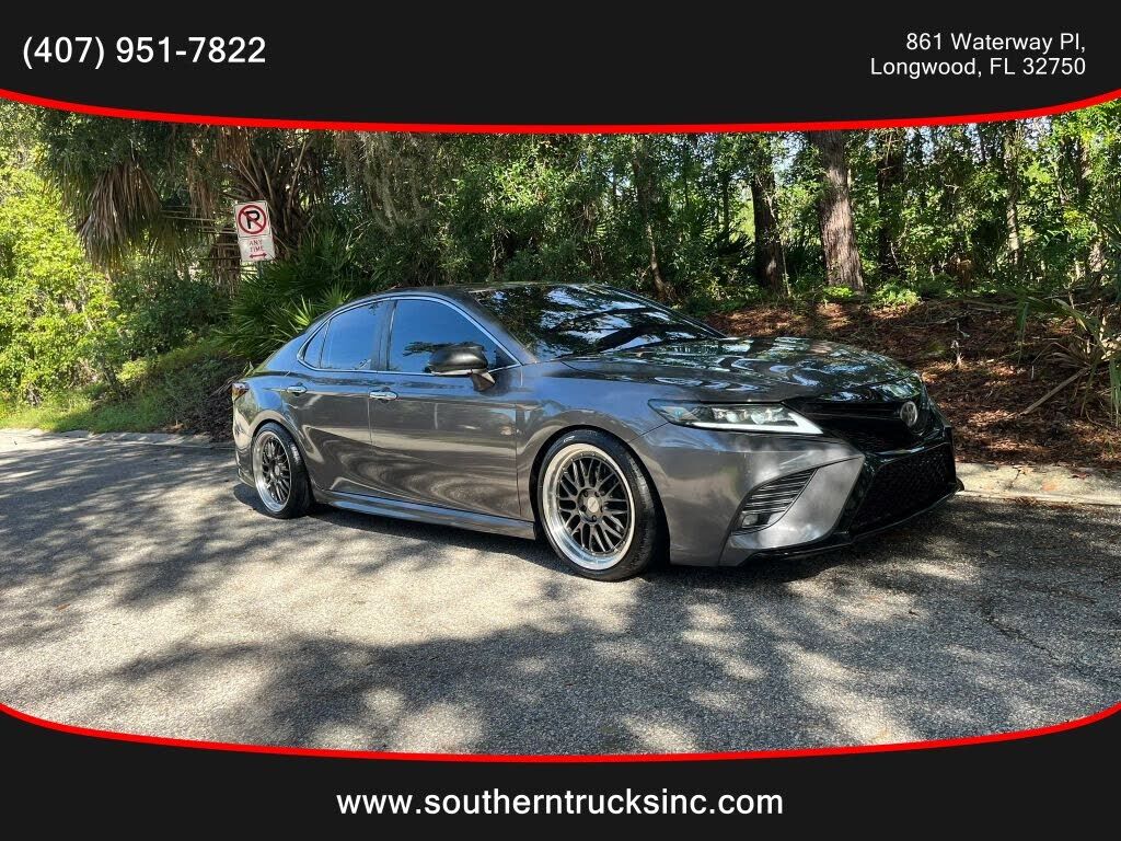2018 TOYOTA Camry