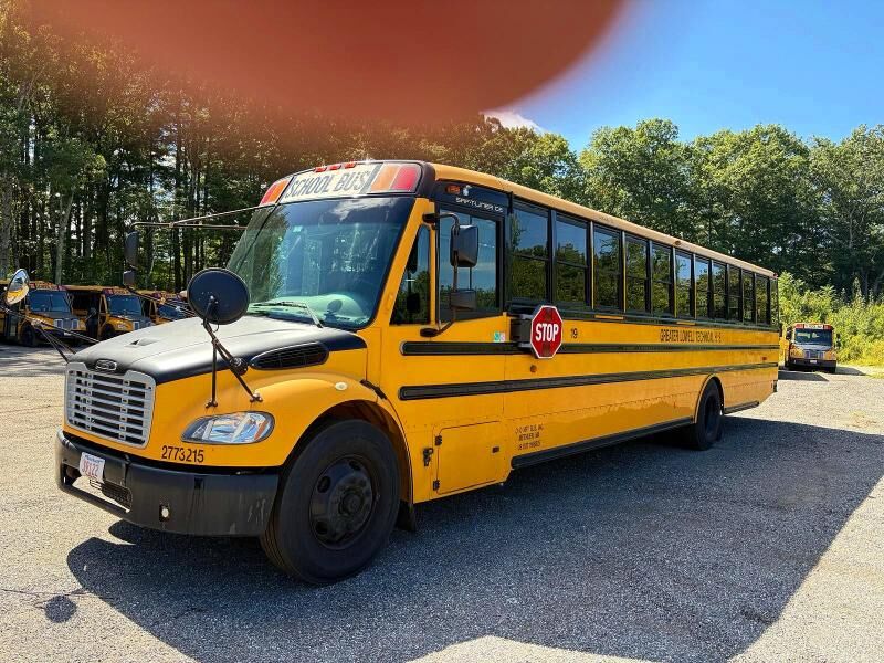 2015 FREIGHTLINER B2 Bus Chassis
