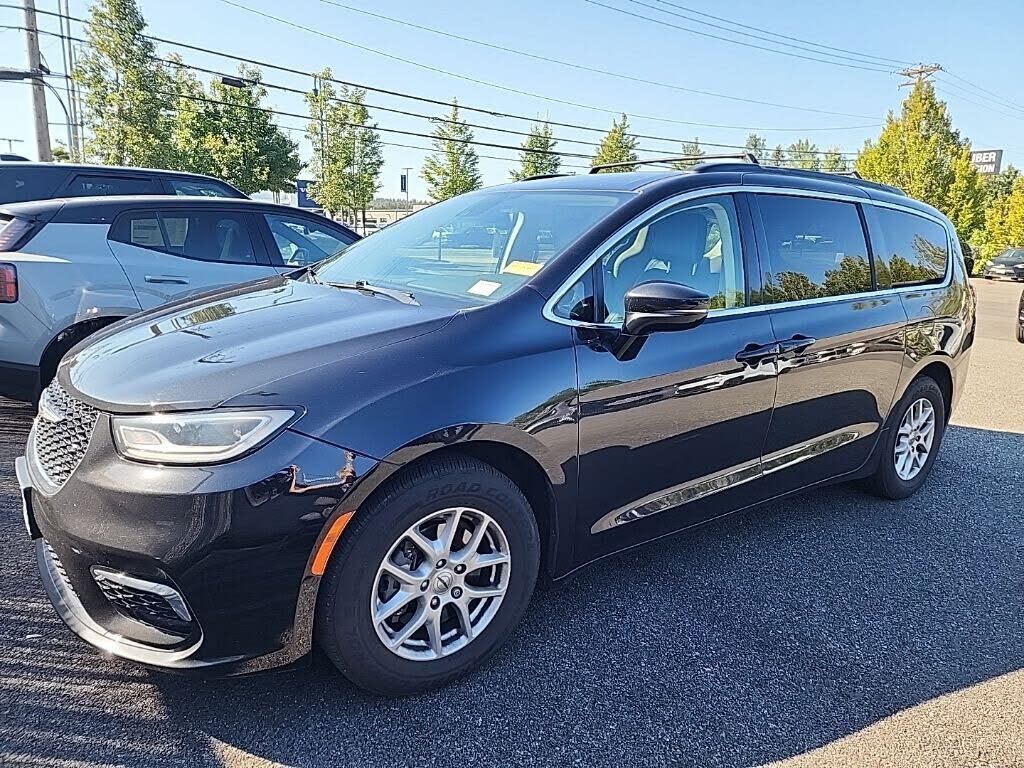 2022 CHRYSLER Pacifica