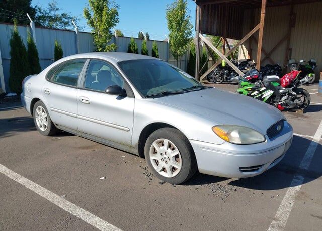 2005 FORD Taurus
