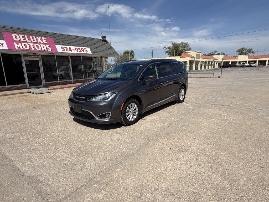 2019 CHRYSLER Pacifica