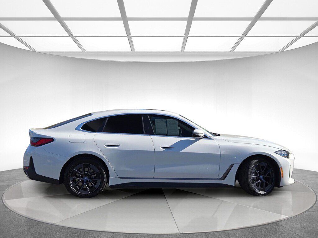 2023 BMW i4