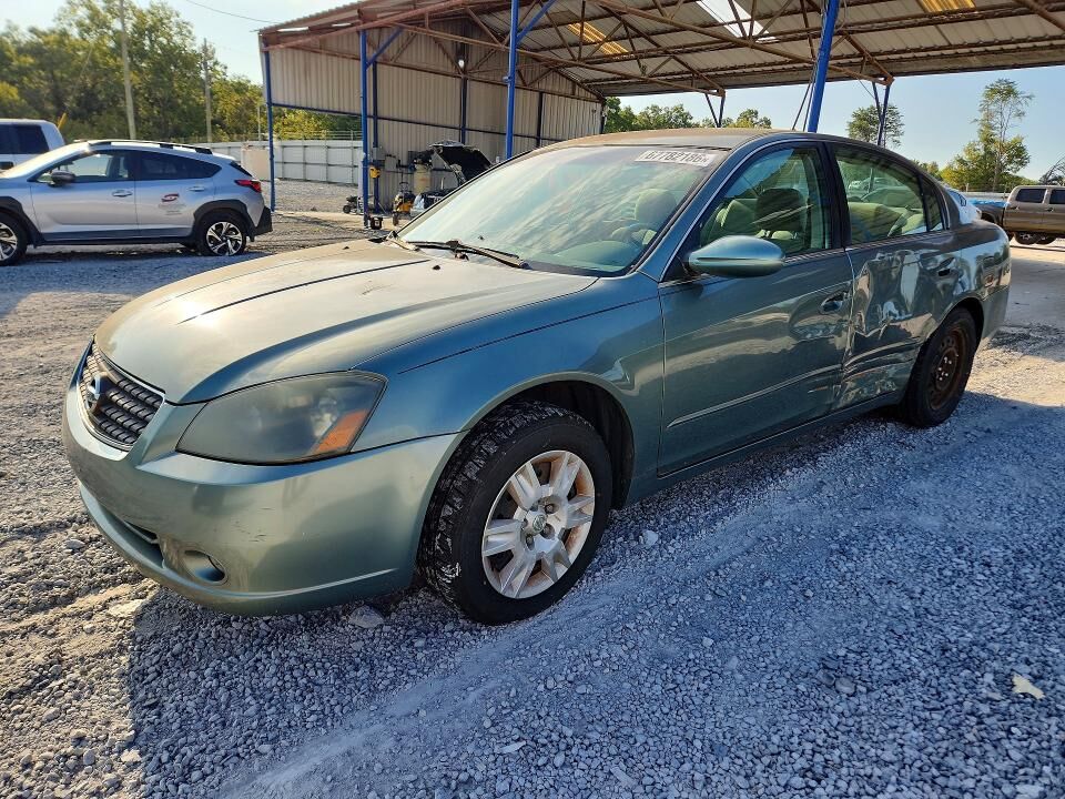 2005 NISSAN Altima