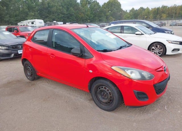 2014 MAZDA Mazda2