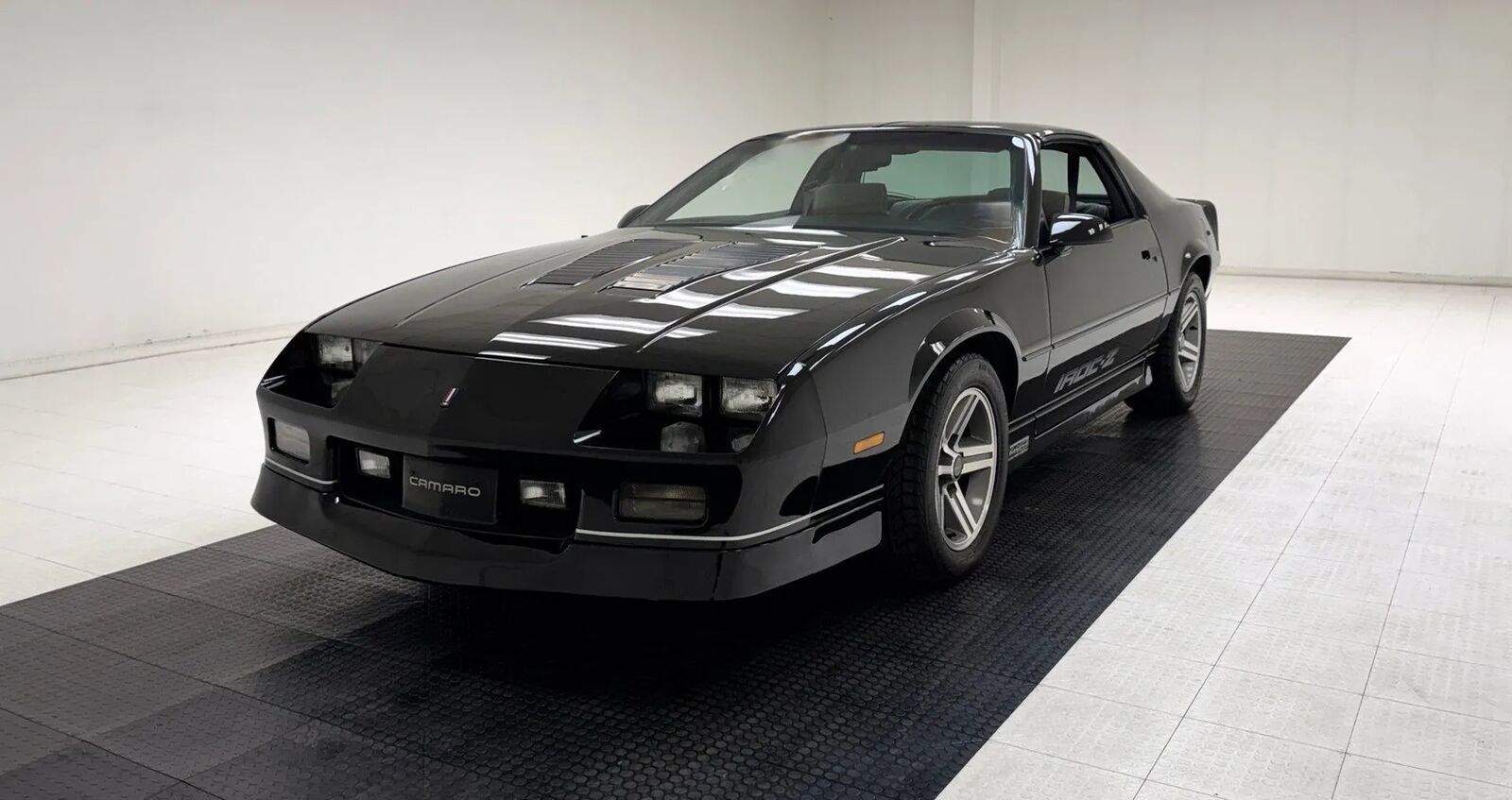 1987 CHEVROLET Camaro