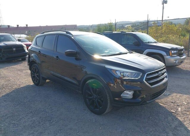 2017 FORD Escape
