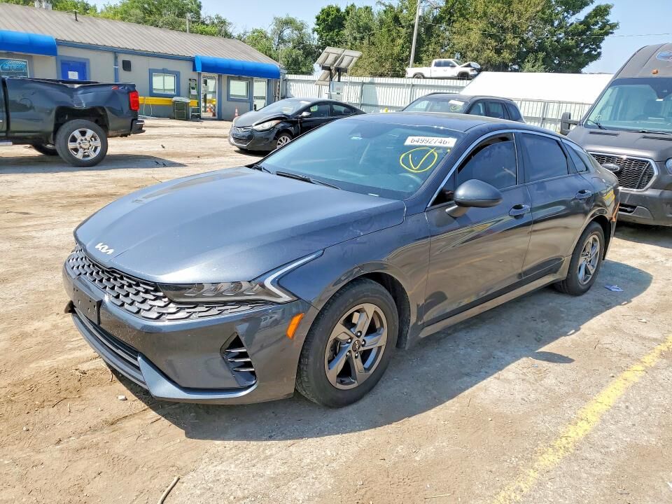 2022 KIA K5