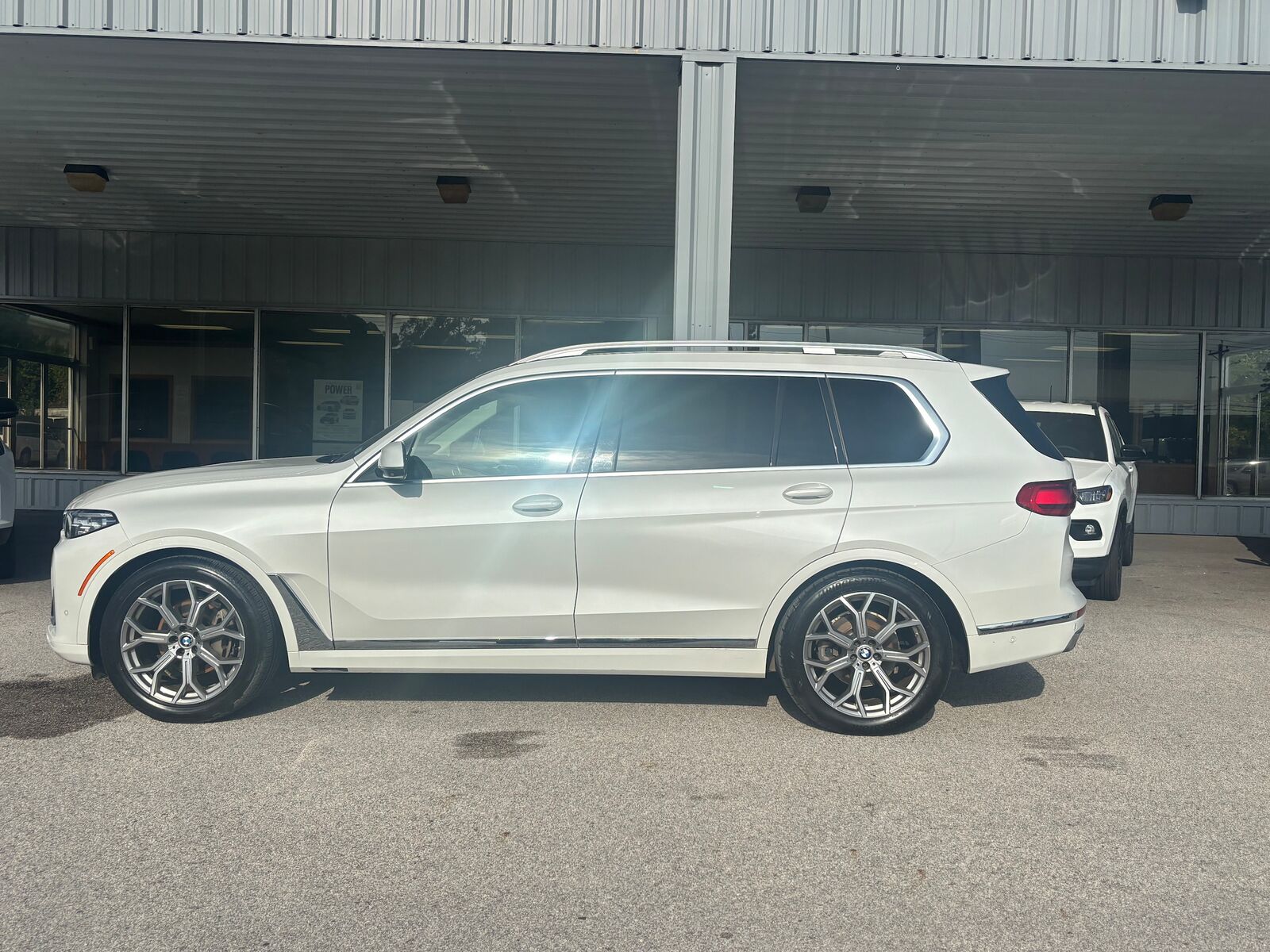 2021 BMW X7