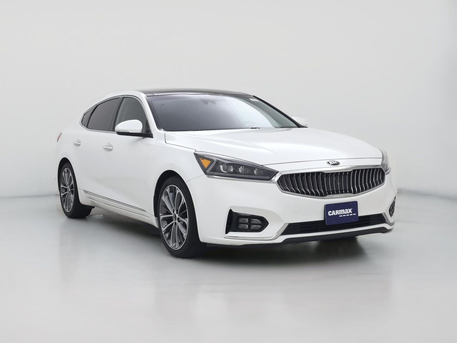 2017 KIA Cadenza