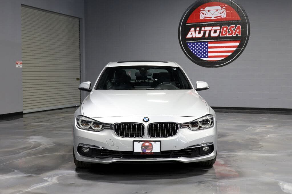 2017 BMW 330e