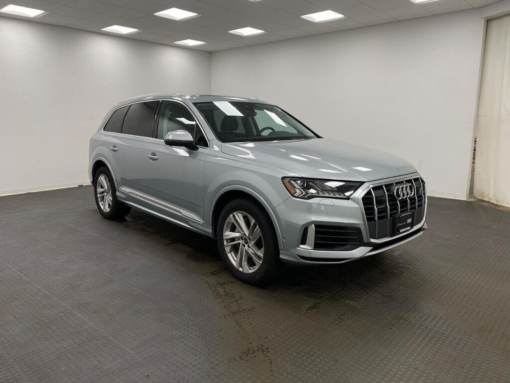 2023 AUDI Q7