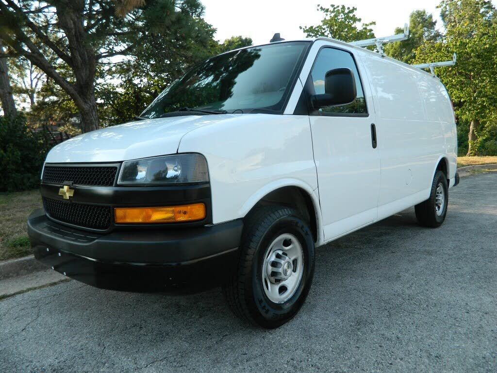 2020 CHEVROLET Express