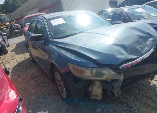 2010 FORD Taurus