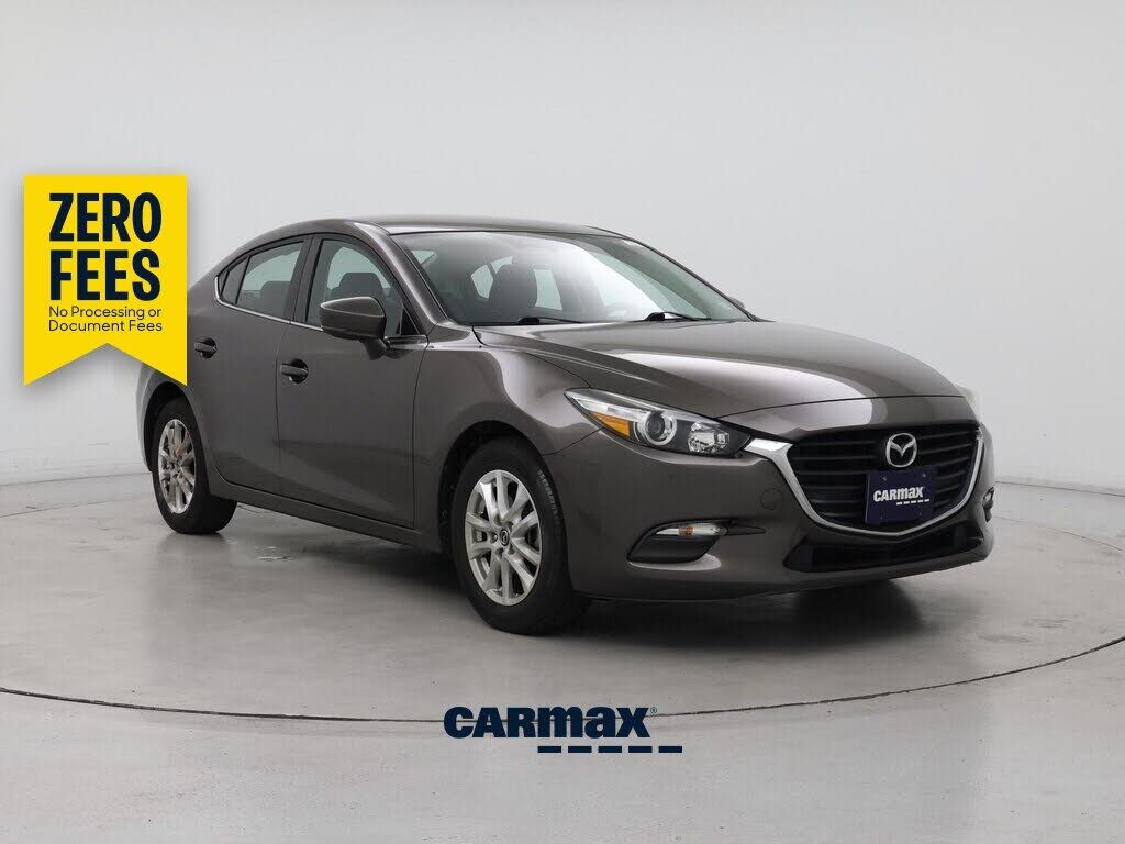 2017 MAZDA Mazda3