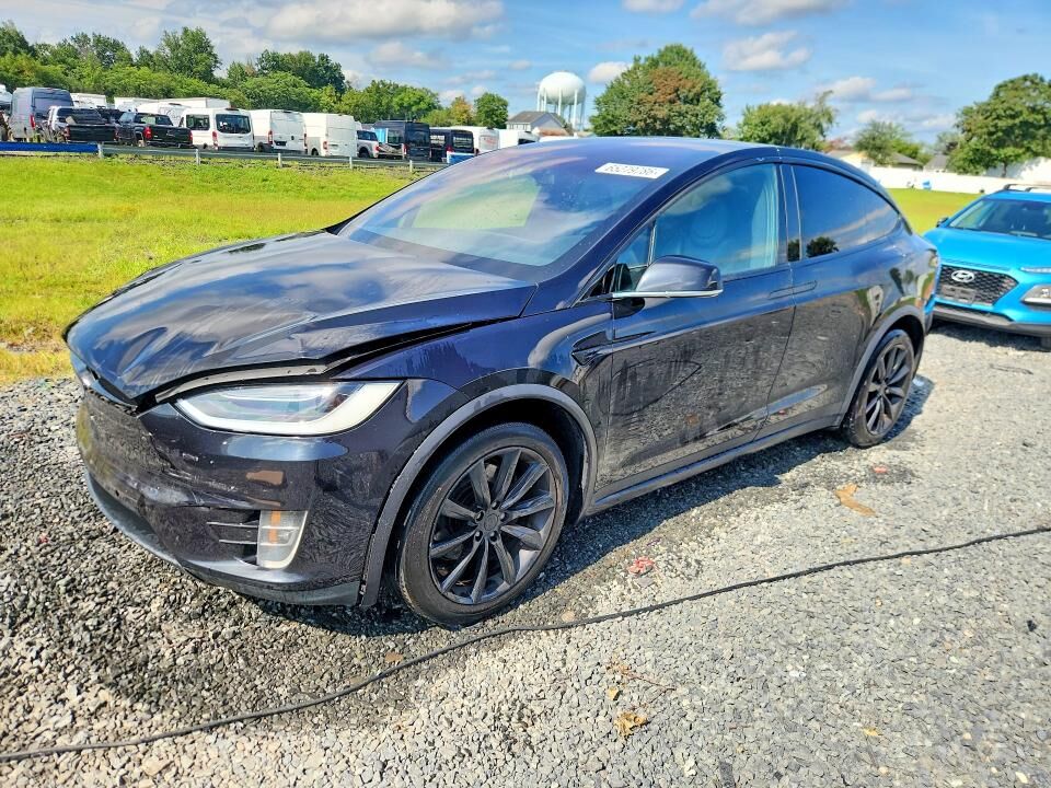 2016 TESLA Model X