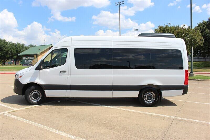 2025 Mercedes-Benz Sprinter