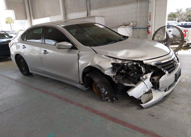 2015 NISSAN Altima